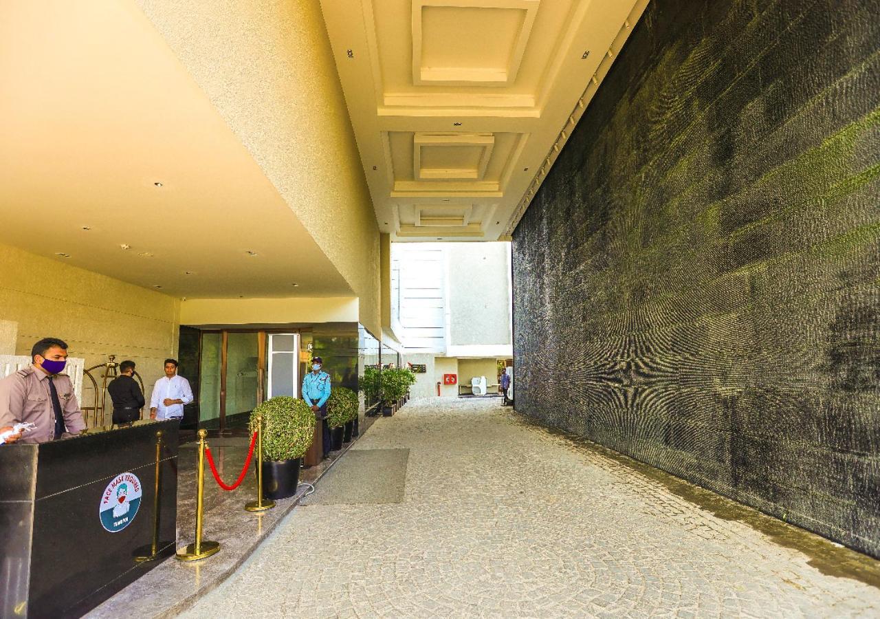 Radisson Bhopal Hotel Exterior foto